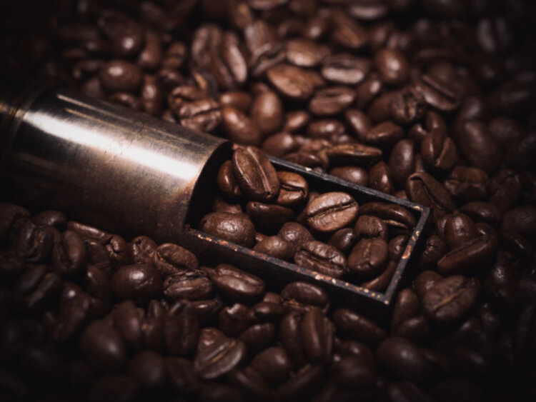 Кофе натуральный жареный в зернах Cafe Crema 250 г