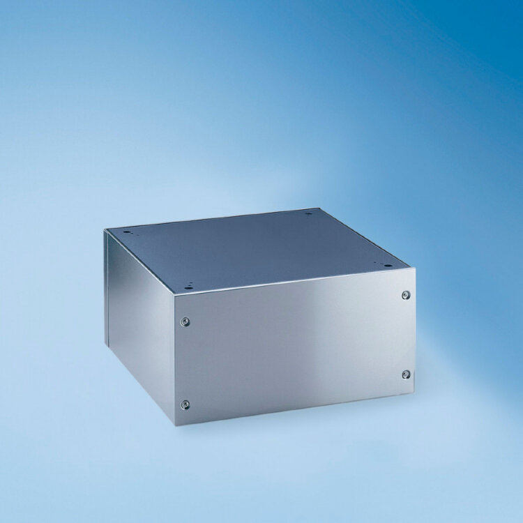 Цоколь закрытый UG5005-30