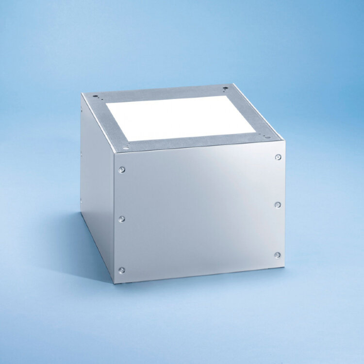 Цоколь закрытый UG5005-47